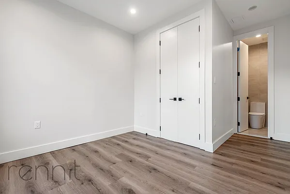 Rented by Rennit Inc. | media 23