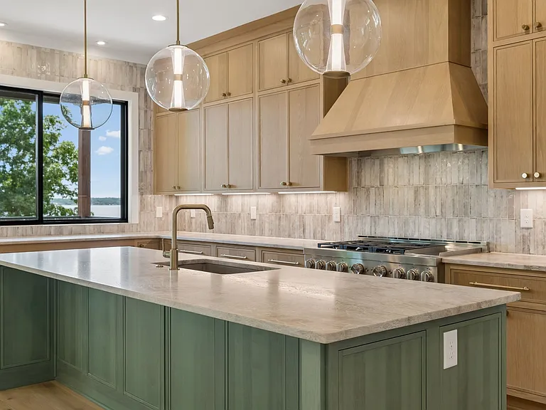 17 Jones Cir — Photo 2