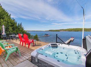 441 Champlain Rd, Penetanguishene, ON L9M 1S5