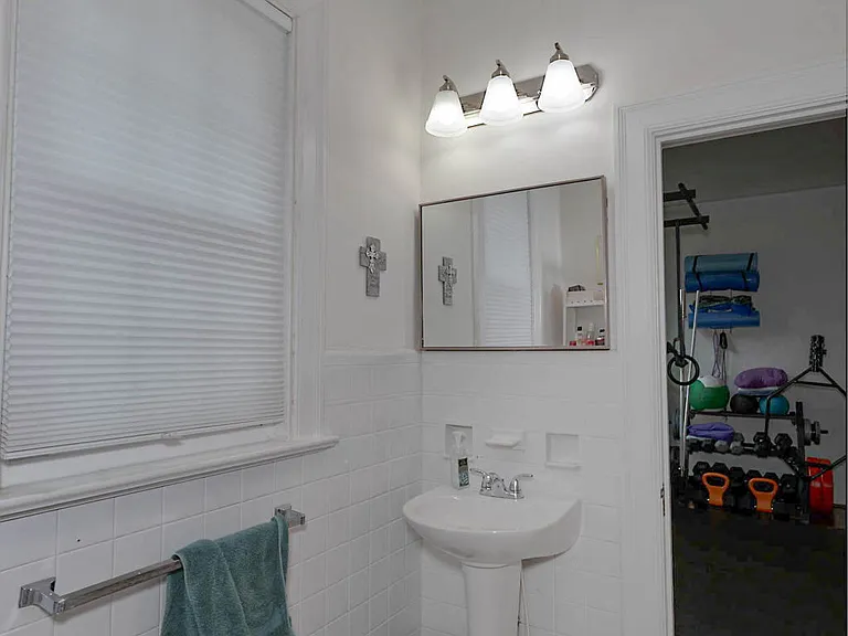 1702 Elmwood Dr — Photo 25