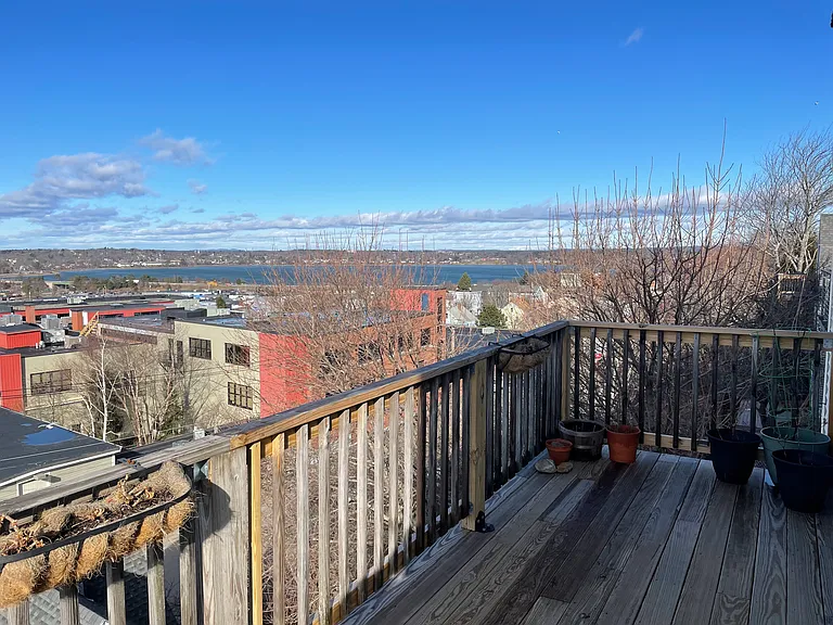 Sheridan St — Photo 18