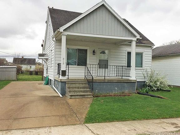 3rd image of 818 W Idlewild Dr