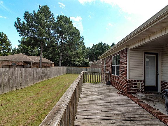4th image of 21 Sunfish Ct