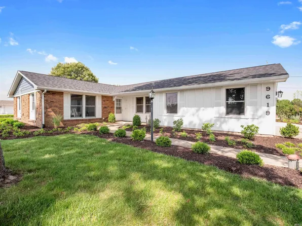 9619 Maysville Rd, Fort Wayne, IN 46815