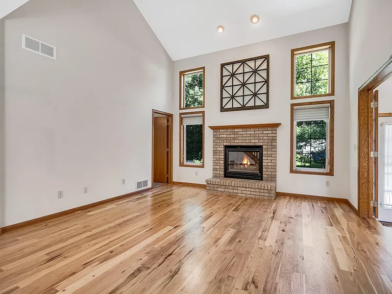 107 County Road F W — Photo 34