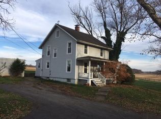 10708 Mapleville Rd, Hagerstown, MD 21742