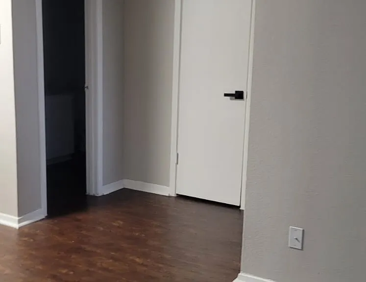 Saddle Ridge Apartments — Photo 39