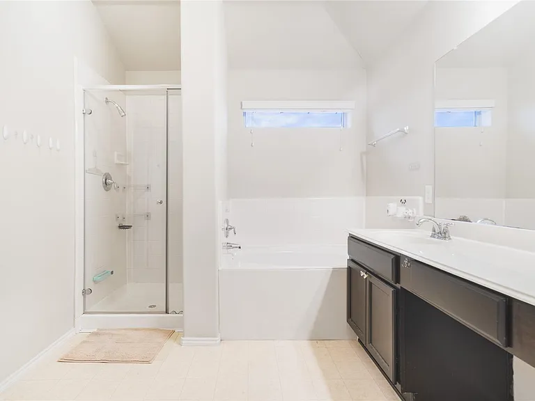 1315 Squire Dr — Photo 11