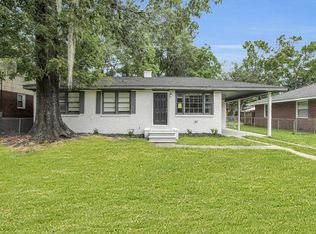 1650 Greenbay Dr, North Charleston, SC 29406