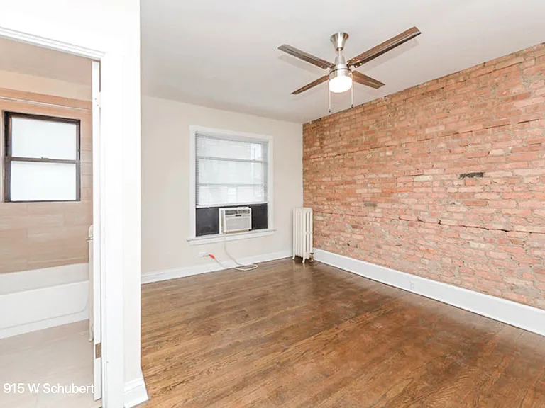 915 W Schubert Ave — Photo 6