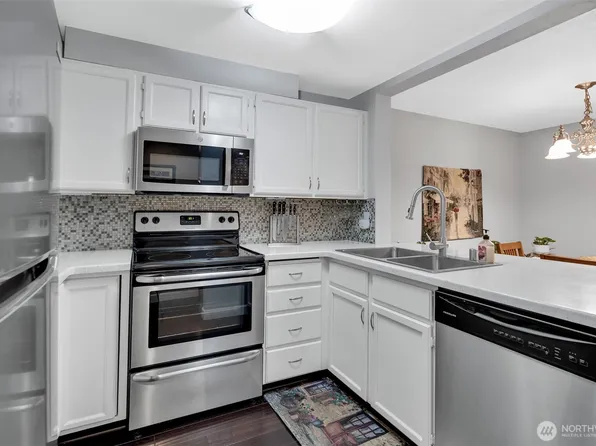 17306 119th Lane SE #M11, Renton, WA 98058