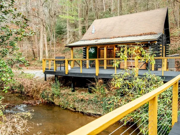 277 Joann Sisson Rd, Blue Ridge, GA 30513