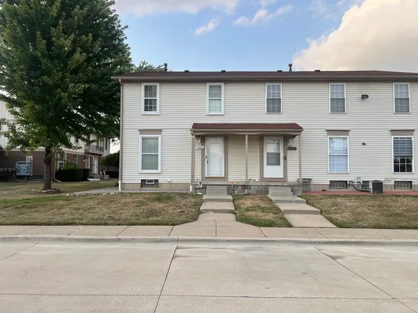 8703 Sunrise Dr, Sterling Heights, MI