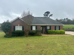 178 Hidden Valley Rd, Deatsville, AL 36022