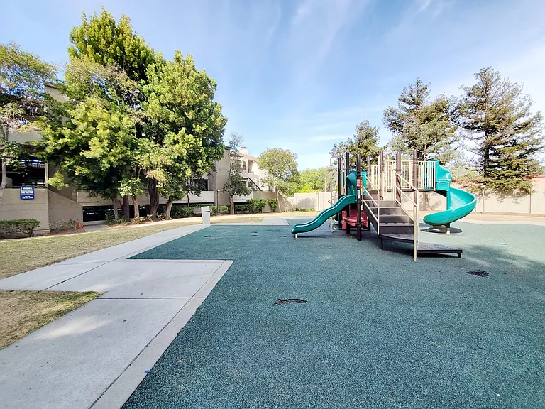 880 E Fremont Ave #301 — Photo 22
