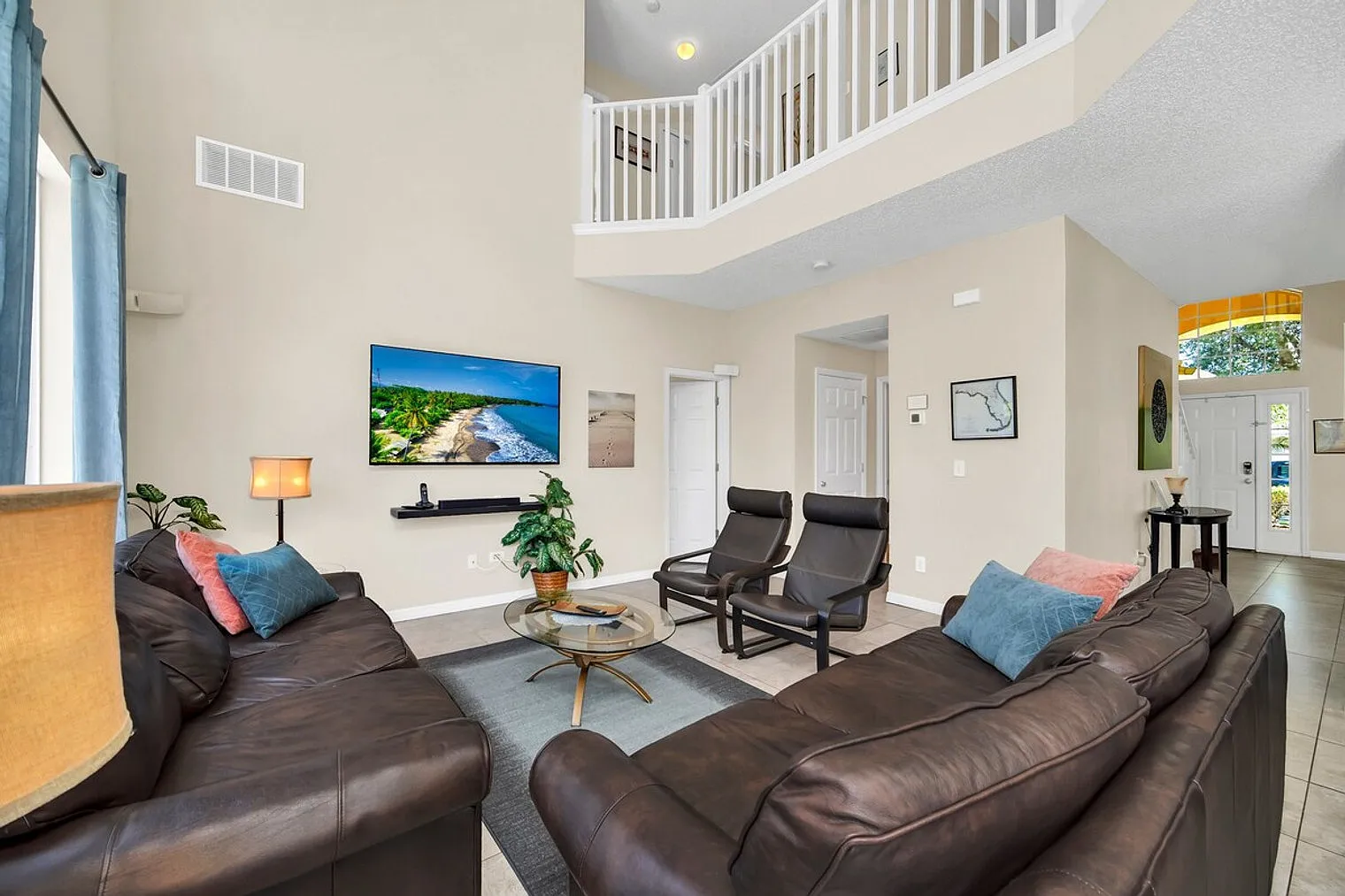 7 bed, 4.0 bath, 2884 sqft, $5,825 — Photo 4