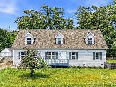 40 Liberty Rd, Candler, NC, 28715