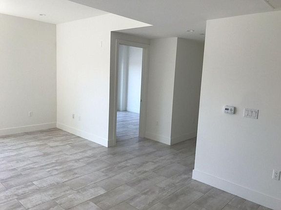 3rd image of 11650 W Pico Blvd APT 301