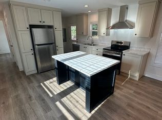 166 Purple Star Ln, Cleveland, GA 30528