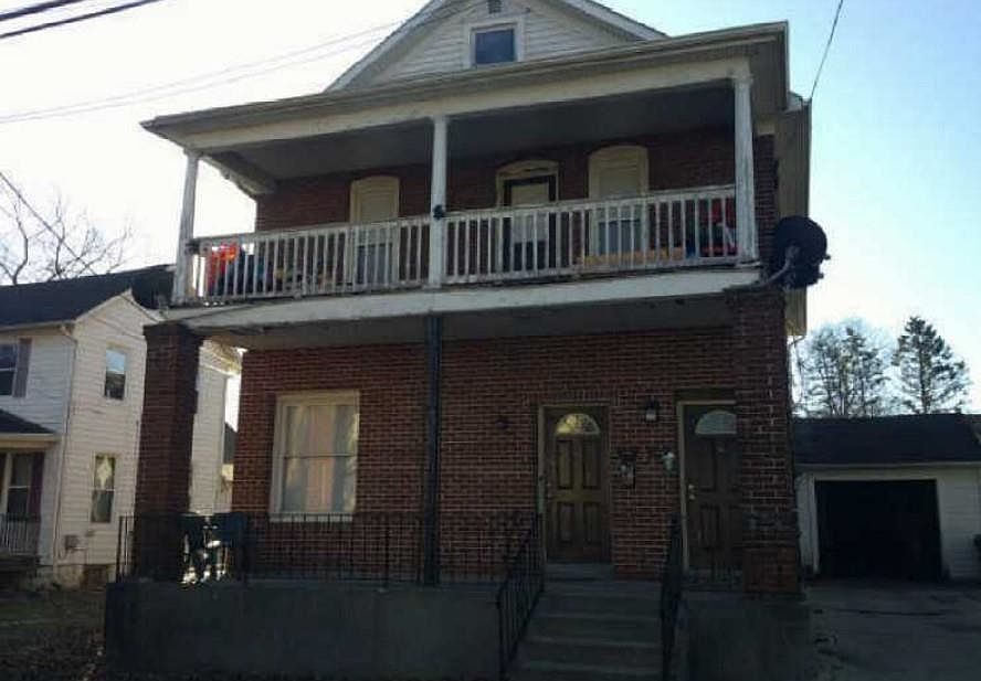 1st image of 211-211 1/2 E Empire St