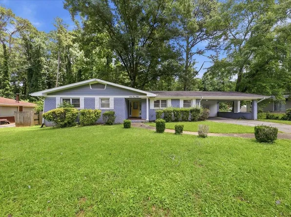 3150 Dogwood Dr, East Pt, GA 30344