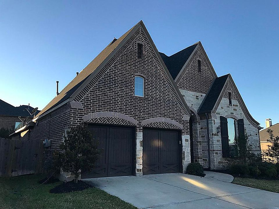 1st image of 2826 McDonough Way