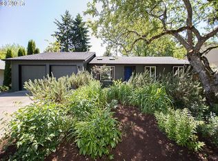 11800 SW Robbins Dr, Beaverton, OR 97008