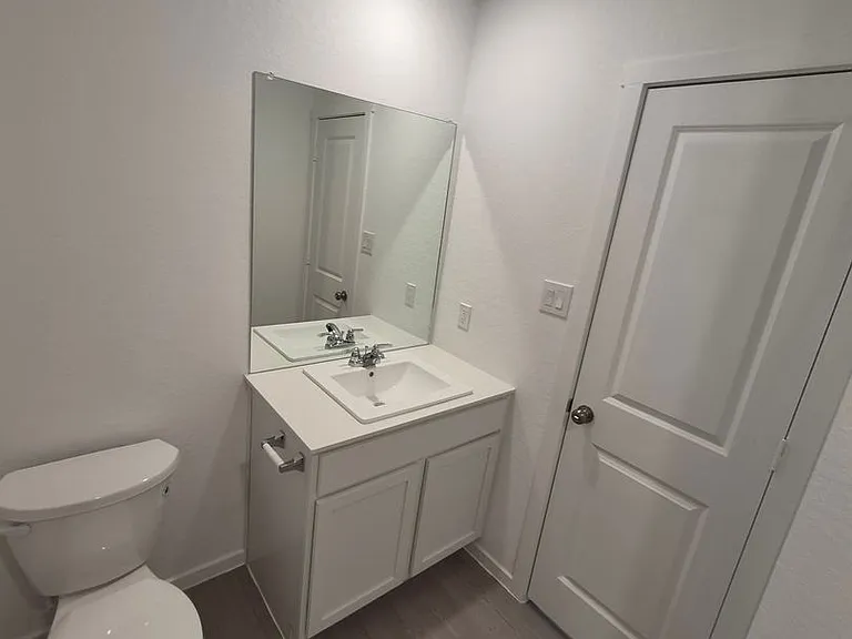 3164 Dispatch Dr — Photo 8