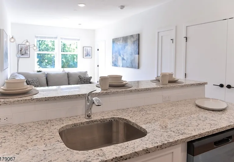 610 Mill St #333 — Photo 3