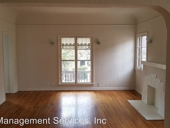 2nd image of 430 1/2 N Curson Ave