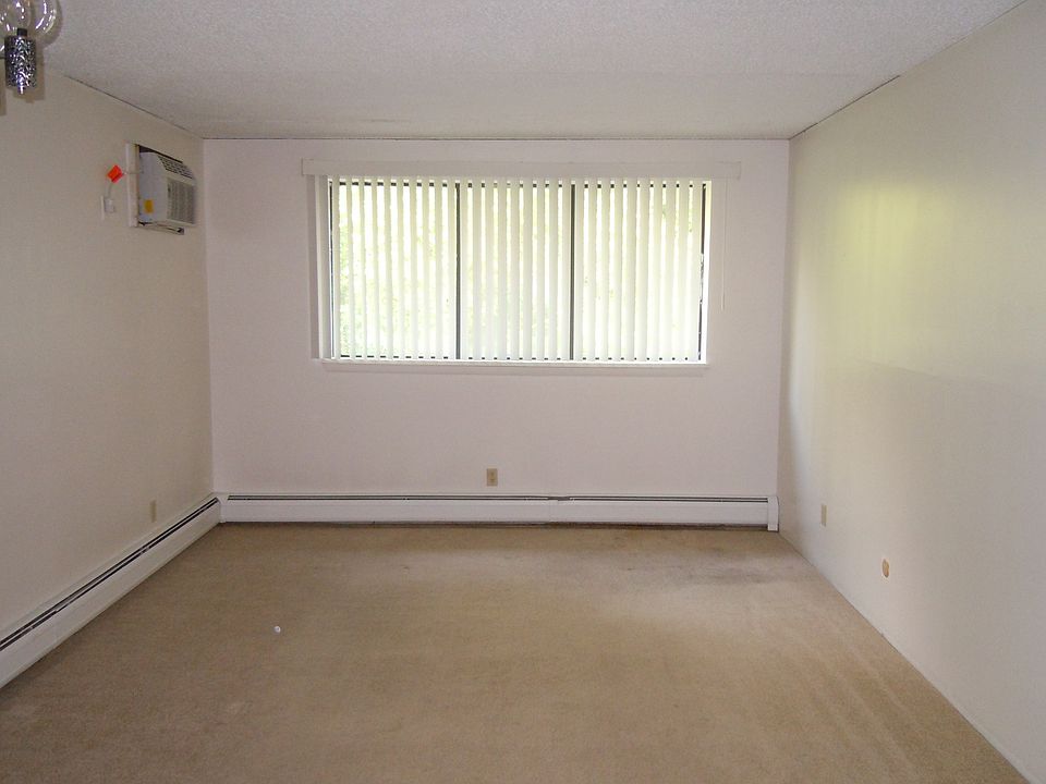 Building Photo 4