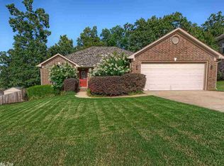 22 Hudson Bay Dr, Maumelle, AR 72113