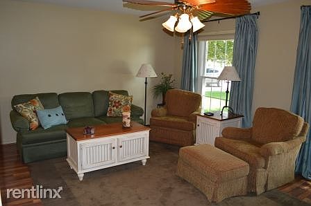 3rd image of 21967 Bedford Dr