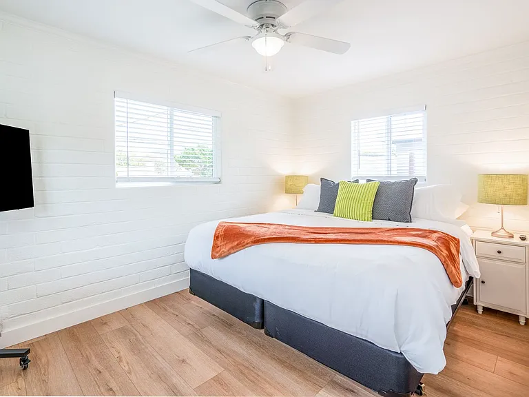 1236 Summit Ave — Photo 16