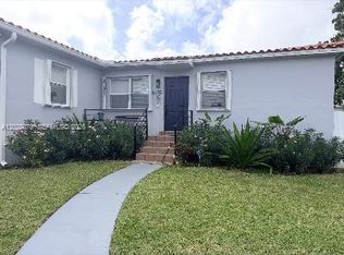 8370 SW 27th Ln, Miami, FL 33155