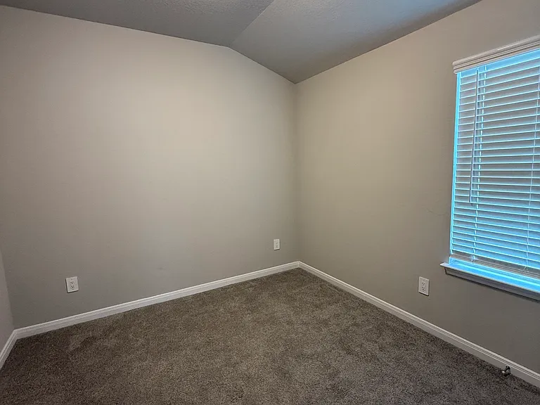 3059 Pike Dr — Photo 10