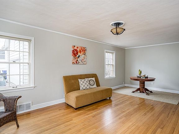 Dining Space to Entertain