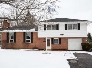 6279 Tonawanda Creek Rd, Lockport, NY 14094
