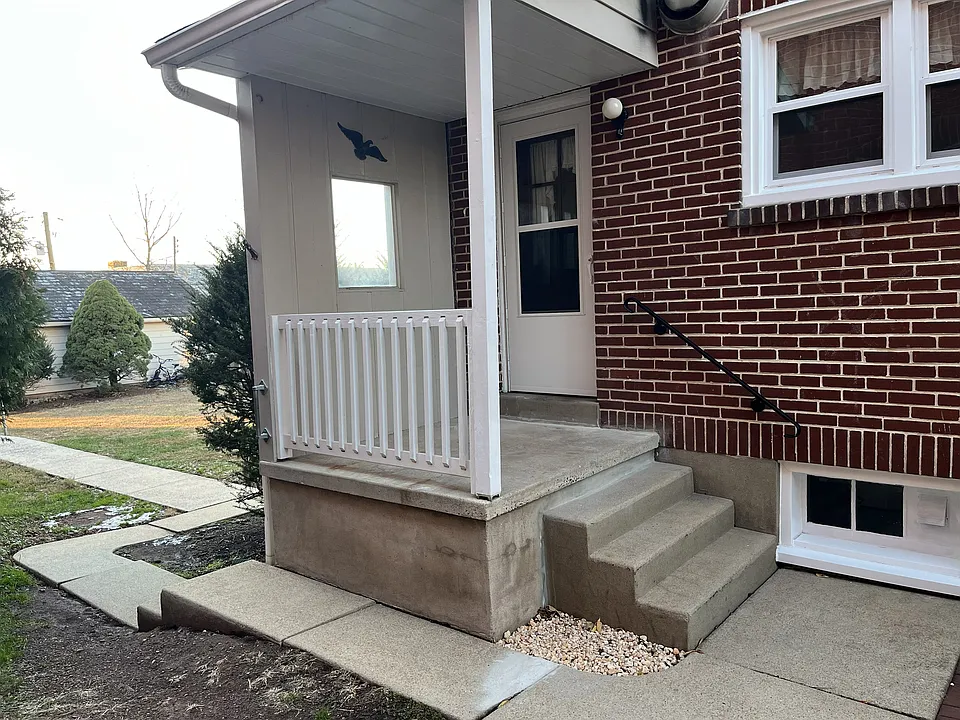 side entrance