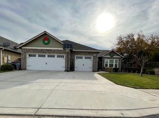 7451 W San Madele Ave, Fresno, CA