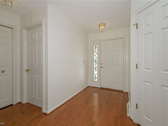 2nd image of 468 E Heritage Dr