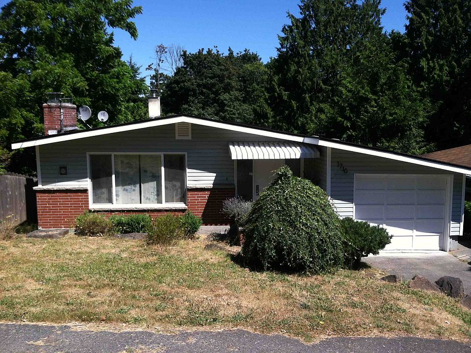 2nd image of 1718 NE 98th St