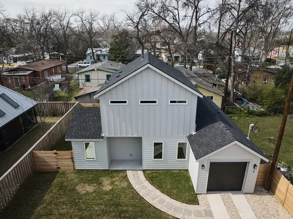 1002 Gullett St #2, Austin, TX 78702