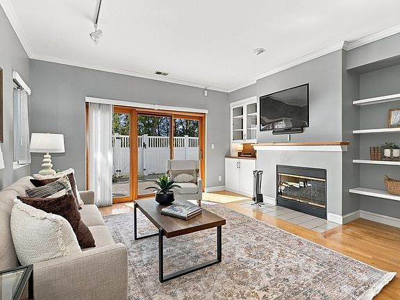 4th image of 20 Ship Ave APT 34