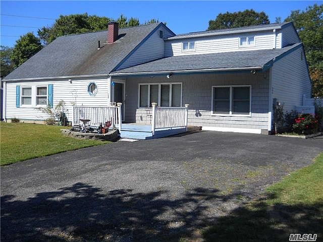 1st image of 21 Pitchpine Pl