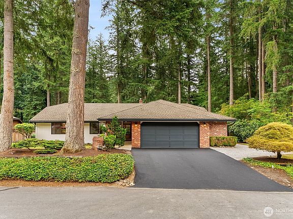 2nd image of 13003 183rd Avenue SE