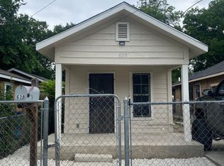 620 S Navidad St, San Antonio, TX 78207