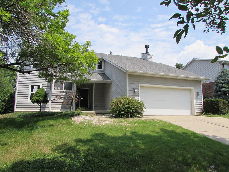 1st image of 148 Hidden Hills Dr