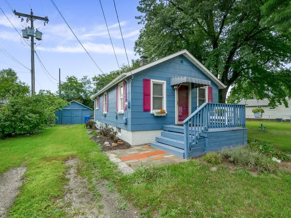 1642 Norton Ave, Benton Harbor, MI 49022