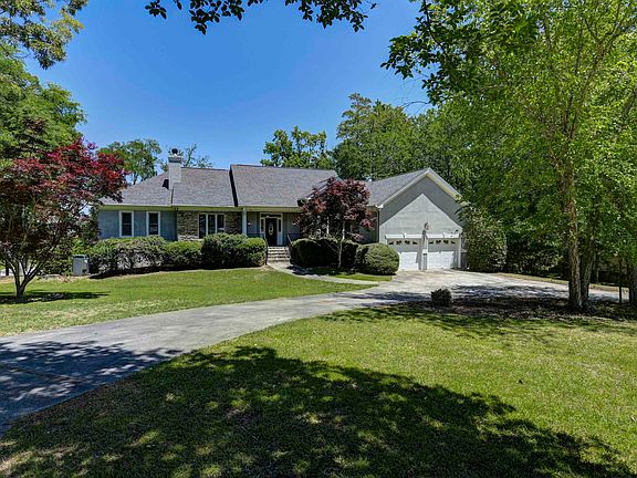 3rd image of 511 Woodline Rd